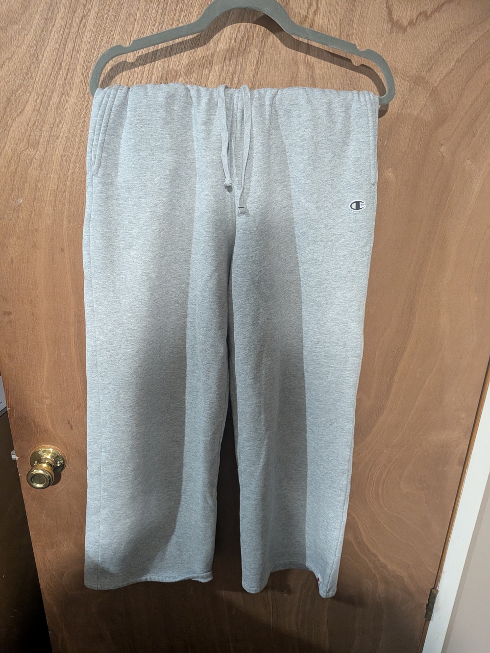 Champion Men's Light Gray Jogger Sweatpants with Logo